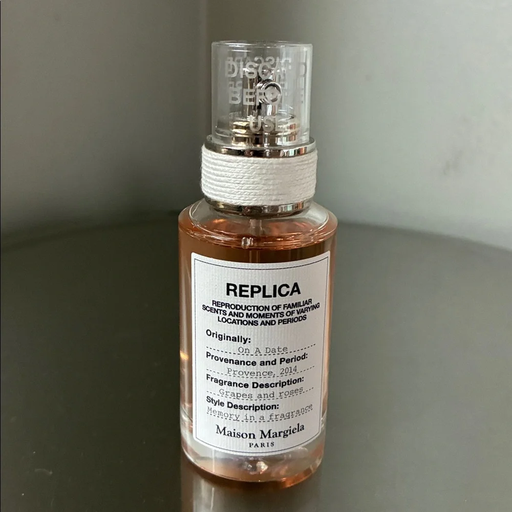 Maison Margiela Replica ON A DATE 1 oz - Picture 1 of 2